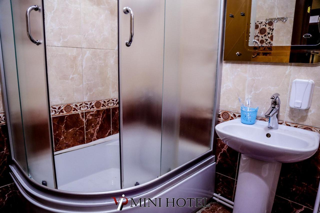 Vip Mini Hotel Semey Exterior foto